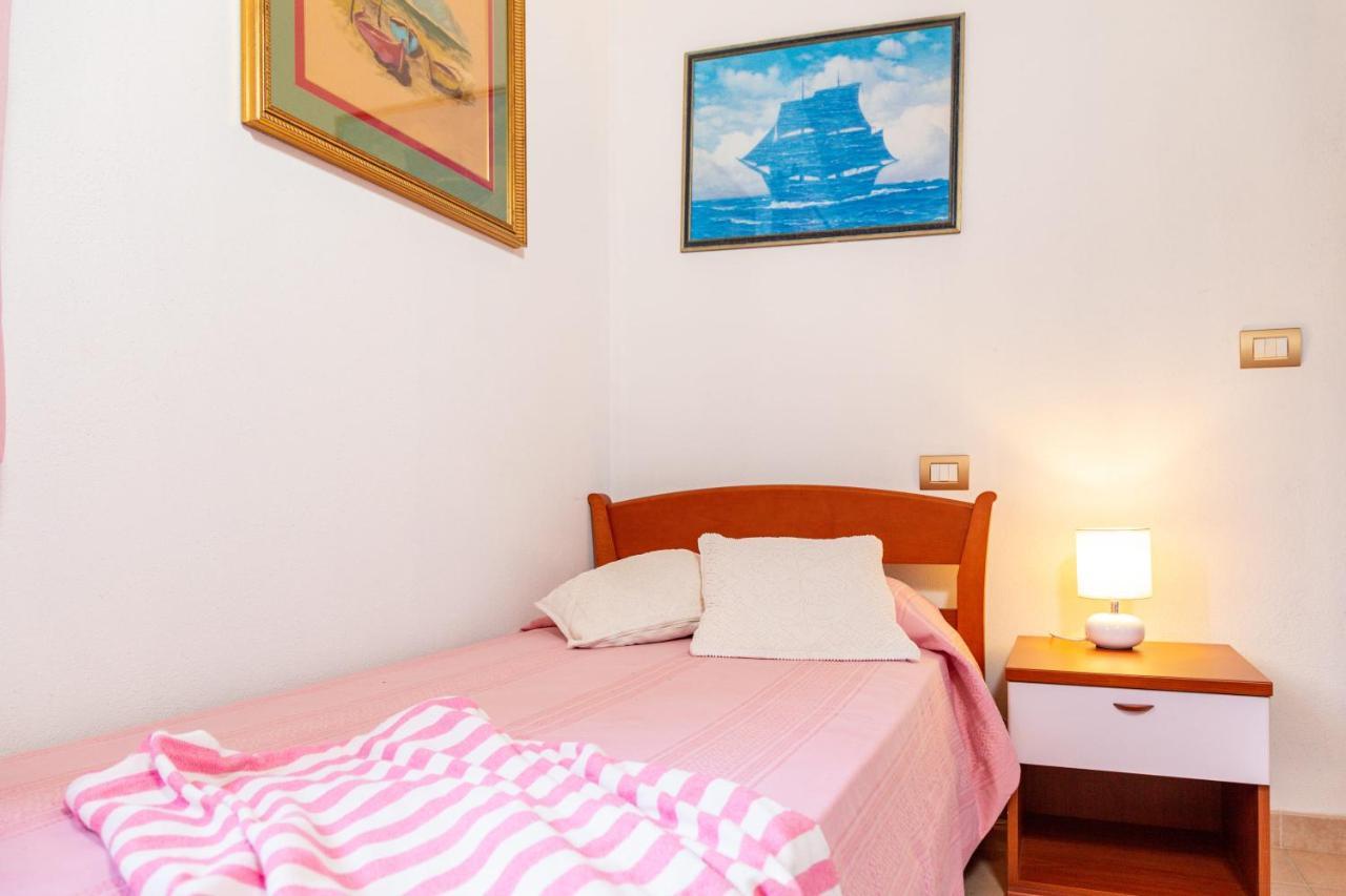Apartmán Casa Orfea Santa Maria Navarrese Exteriér fotografie